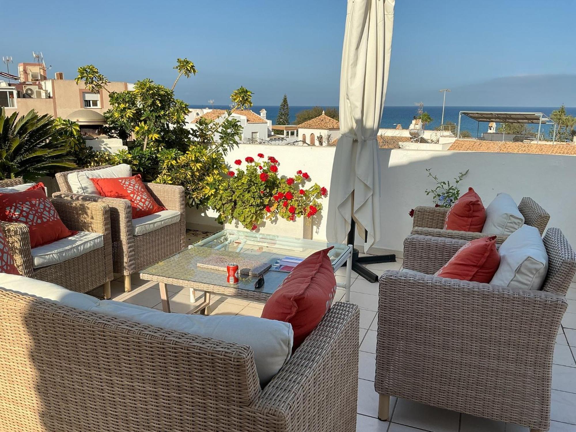 Large Villa Private Pool And Garden Near Beach Roquetas de Mar Ngoại thất bức ảnh