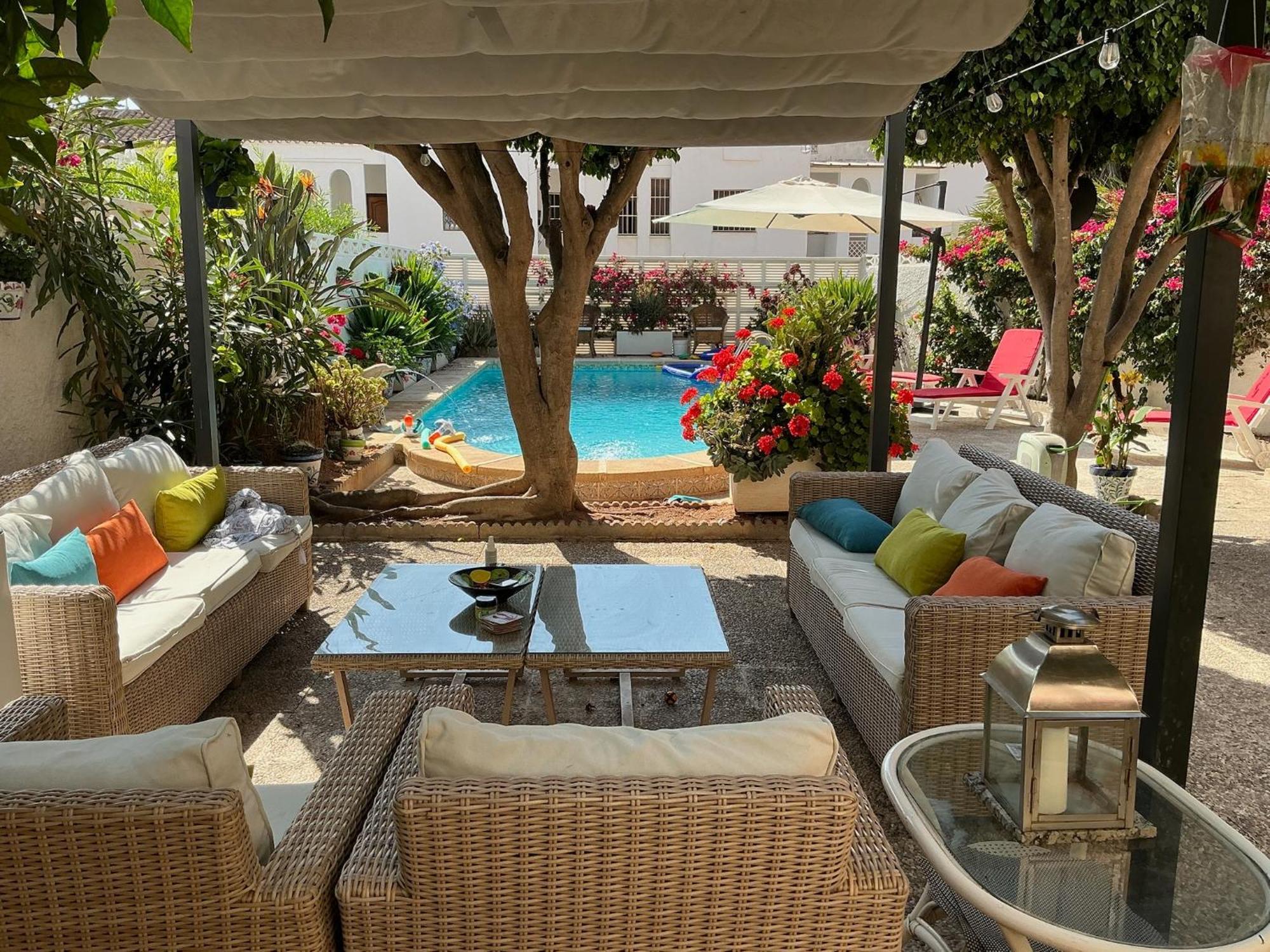 Large Villa Private Pool And Garden Near Beach Roquetas de Mar Ngoại thất bức ảnh